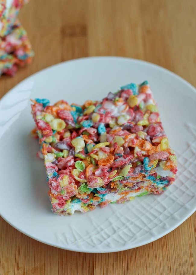 Fruity Pebble Marshmallow Bars