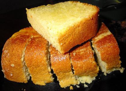 Кукурузный хлеб в хлебопечке Кенвуд