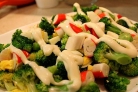 Крабовый салат с брокколи