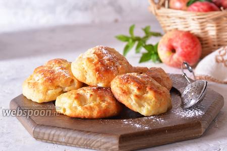 Фото рецепта Творожные булочки с яблоками