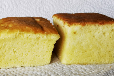 Japanese sponge cake is bouncy like a piece of sponge, with the soft and delicate texture resemble cotton when you tear it open. This articles will show you every detail of how to make Japanese cotton sponge cake. (with video).