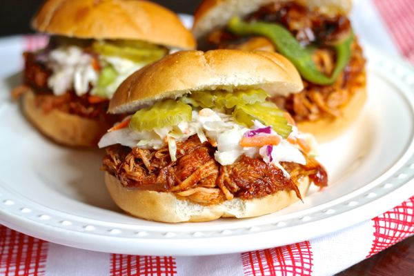 BBQ Pulled Pork Sandwiches - made in a slow cooker 