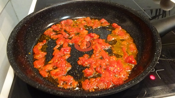 kak-prigotovit-jaichnizy-s-pomidorami-vkysno3